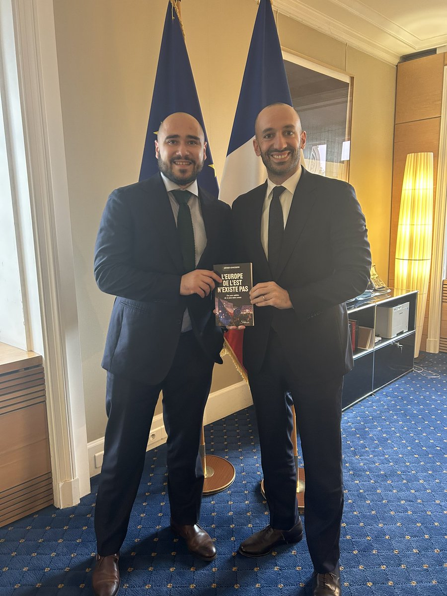 benjaminhaddad's tweet image. Un plaisir d’échanger avec @KenigsbArthur auteur de « l’Europe de l’Est n’existe pas ». Un essai à lire sur les rendez vous ratés et les opportunités de la relation entre la France et l’Europe Centrale.