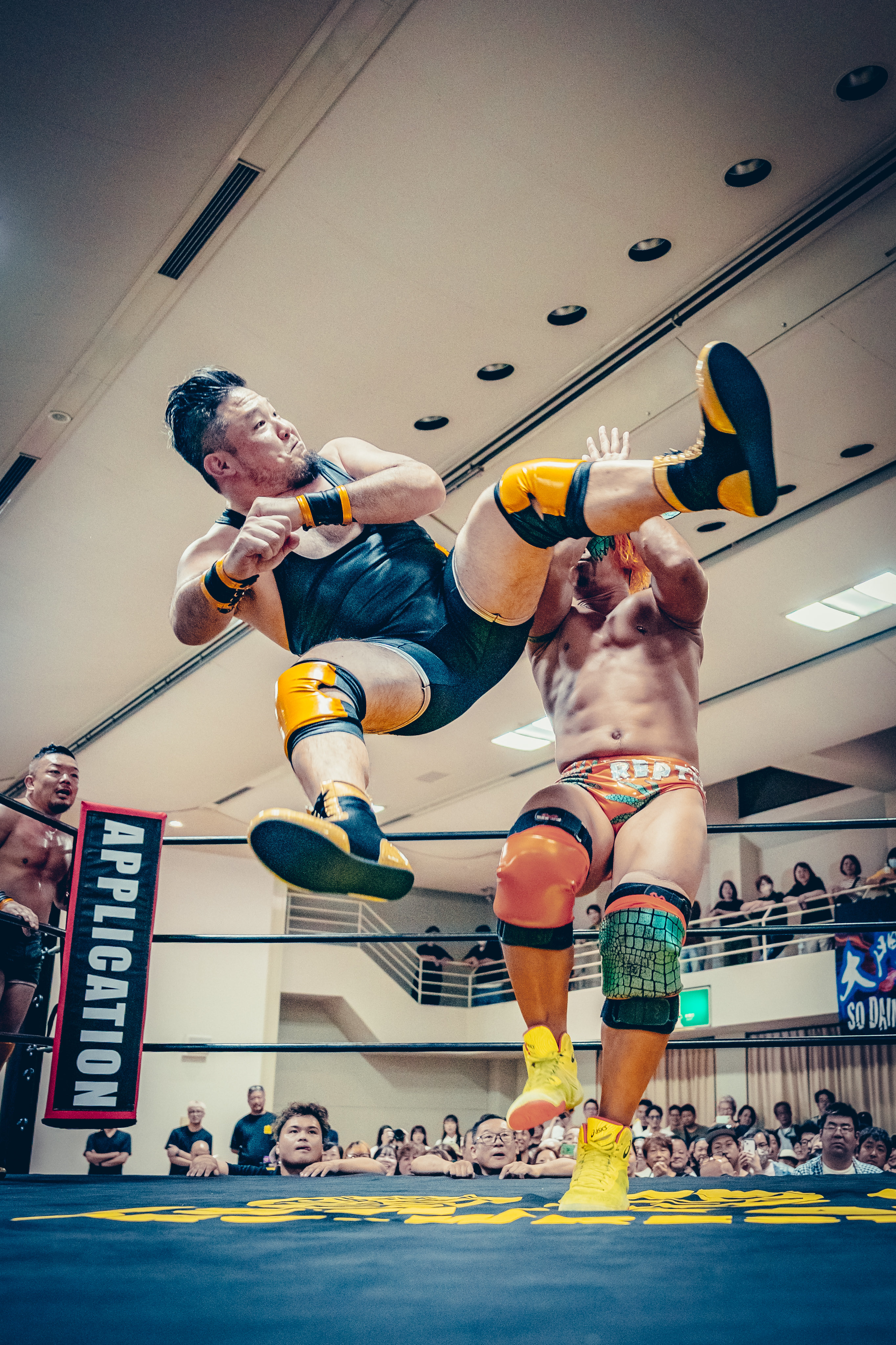 クラロワ　金のプリンス像 クラロワ金のプリンス像