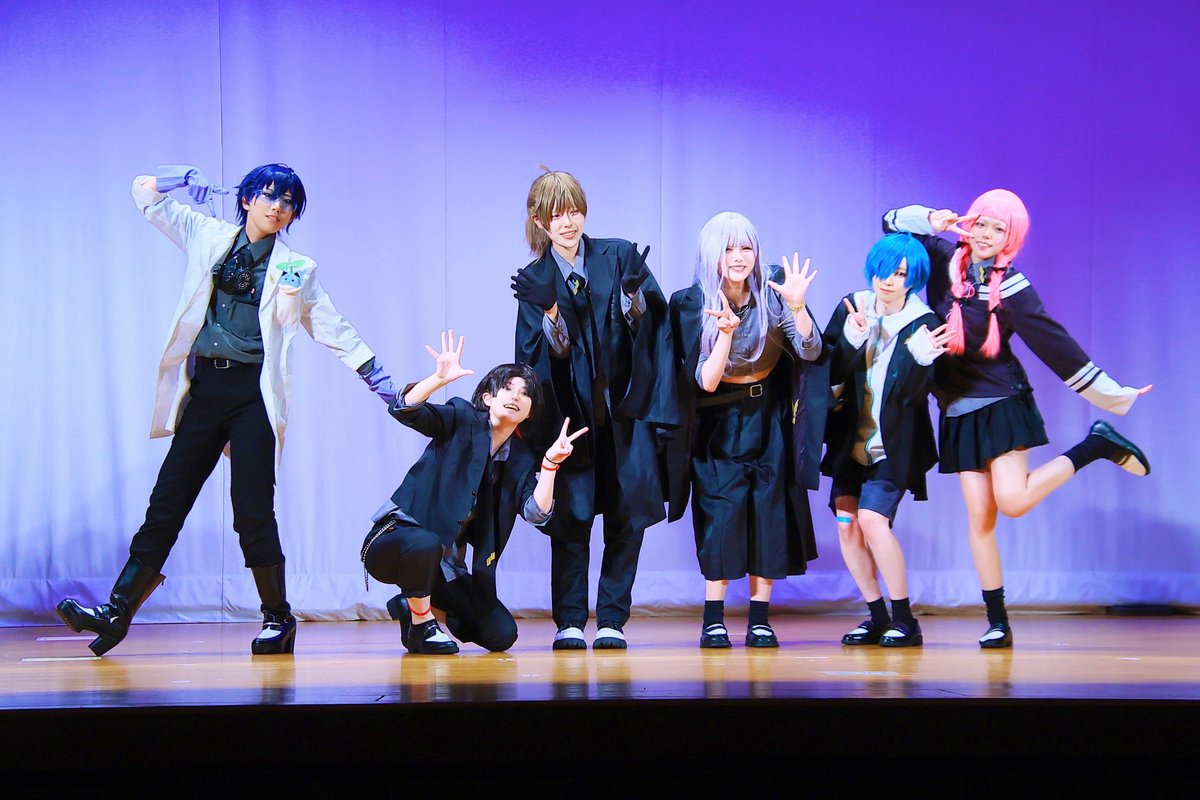 neoncos_'s tweet image. コスパフォ / 🌈🕒

＼＼ 7️⃣次元生徒会 ／／

 #コスダン 
 #新次元生徒会 
 #sel_photo