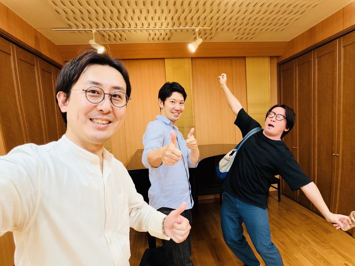 榛葉薫人 Yoshito Shimba (@yoshito_smb) on Twitter photo Fratellissimo!最終リハ終了〜
明後日もソロにデュオに盛りだくさんでお届けいたします
急に行ってみたくなった方大歓迎!
今日調子良かったのでこれを頑張って維持したい…オラに元気を… Fratellissimo!最終リハ終了〜
明後日もソロにデュオに盛りだくさんでお届けいたします
急に行ってみたくなった方大歓迎!
今日調子良かったのでこれを頑張って維持したい…オラに元気を…