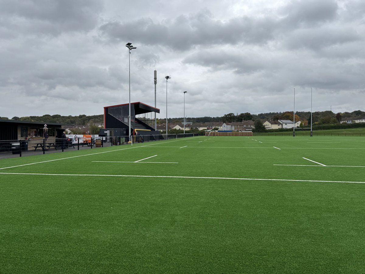 Nice “local” game today 🤣.   Match official coaching as Cinderford take on Hinkley in Nat 2 West.

First time to visit their new 4G pitch - looks impressive.