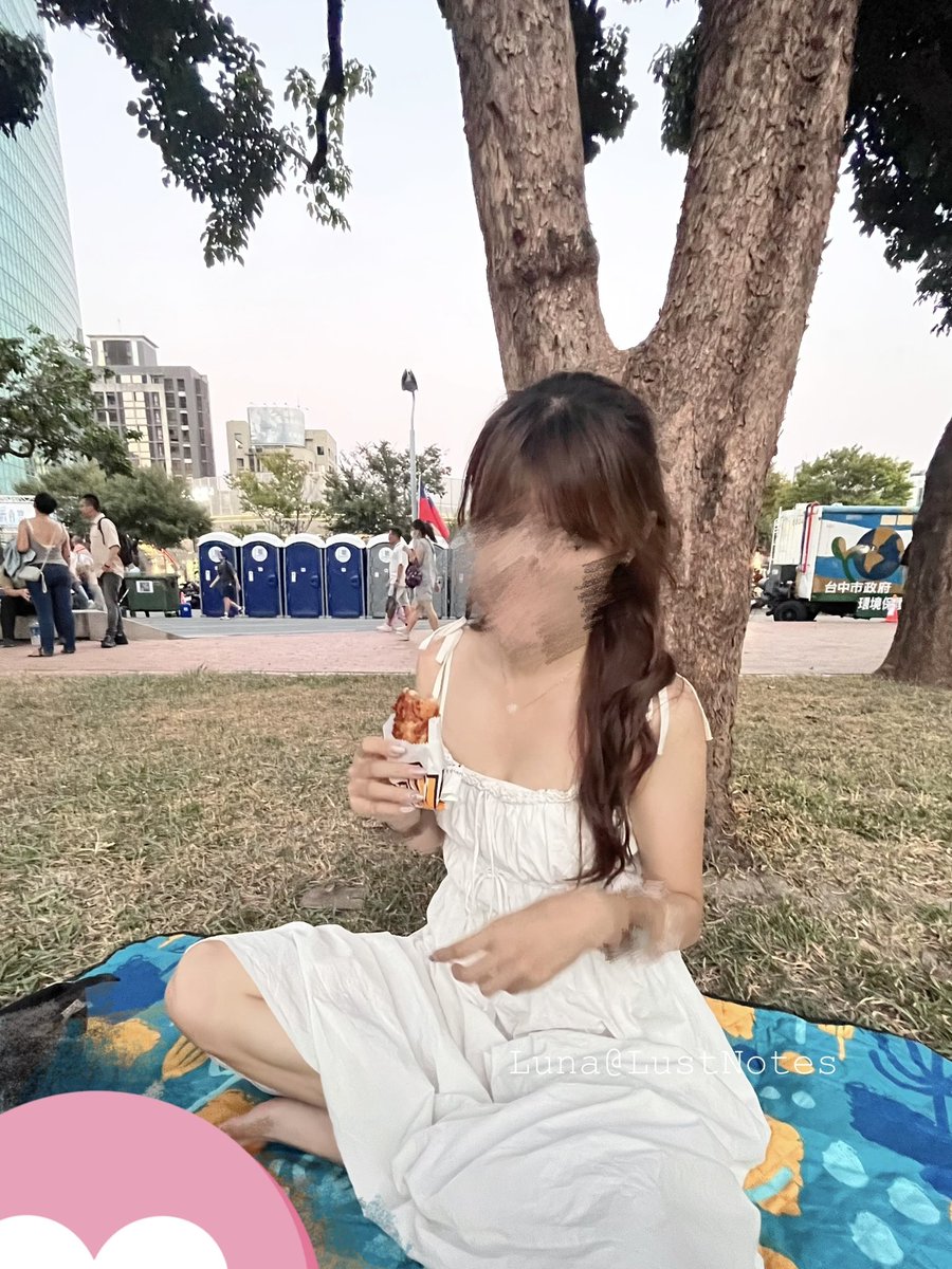 LustNotes's tweet image. 一年一度ㄉ爵士音(野)樂(餐)節🥙💕