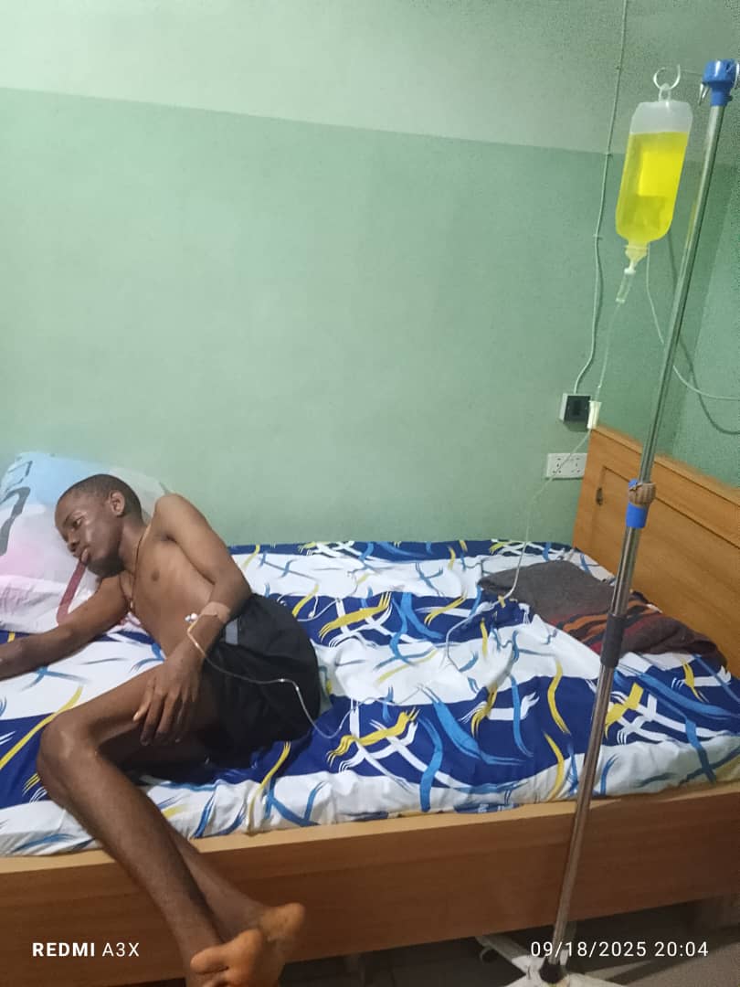 heis_ak's tweet photo. X NIGERIA !!!
Please come to our Aid!!
This is Chiawa Franklin from Ezeagu, Enugu state.
He is a nursing student of university of Nigeria teaching hospital Enugu
Franklin has been diagnosed with ACUTE MYELOID LEUKEMIA And Urgently Needs #50 MILLION NAIRA for treatment
@Wizarab10 https://t.co/Bmvhipb5HD