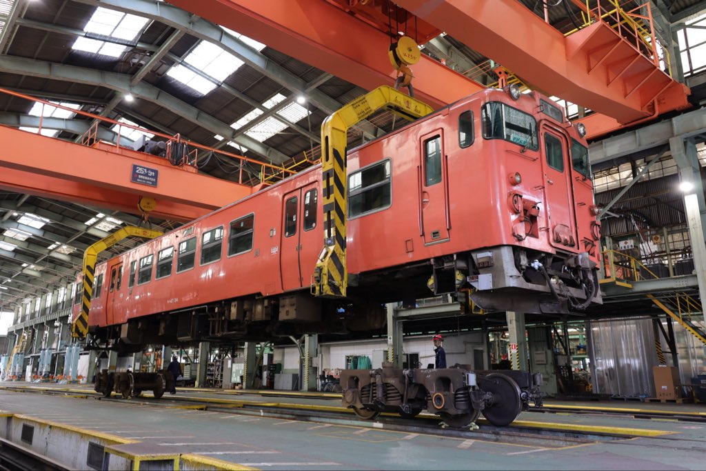 HarborLight1211's tweet photo. 良いものを見せて頂きました。

#下関総合車両所 https://t.co/GXR5TRqz6y