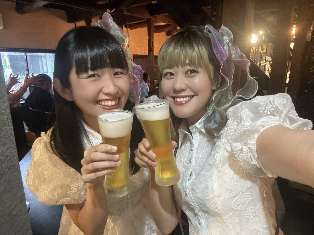 ＼ ありがとうございました ／

小林梓 定期LIVE
猫集会 気まぐれにゃイトVOL.2
<a href="/kobayashiazusa/">小林梓</a> 

カントリー娘。1stデビュー曲
『二人の北海道』コラボでお届け🌈
秋葉令奈✖️橋本菜津美ユニット
おんな社長 <a href="/onna_syacho/">【公式】おんな社長</a> 
久しぶりの演奏でした🎶

駆けつけ嬉しかったです💨
明日もROCKAWAY BUGGY🍔