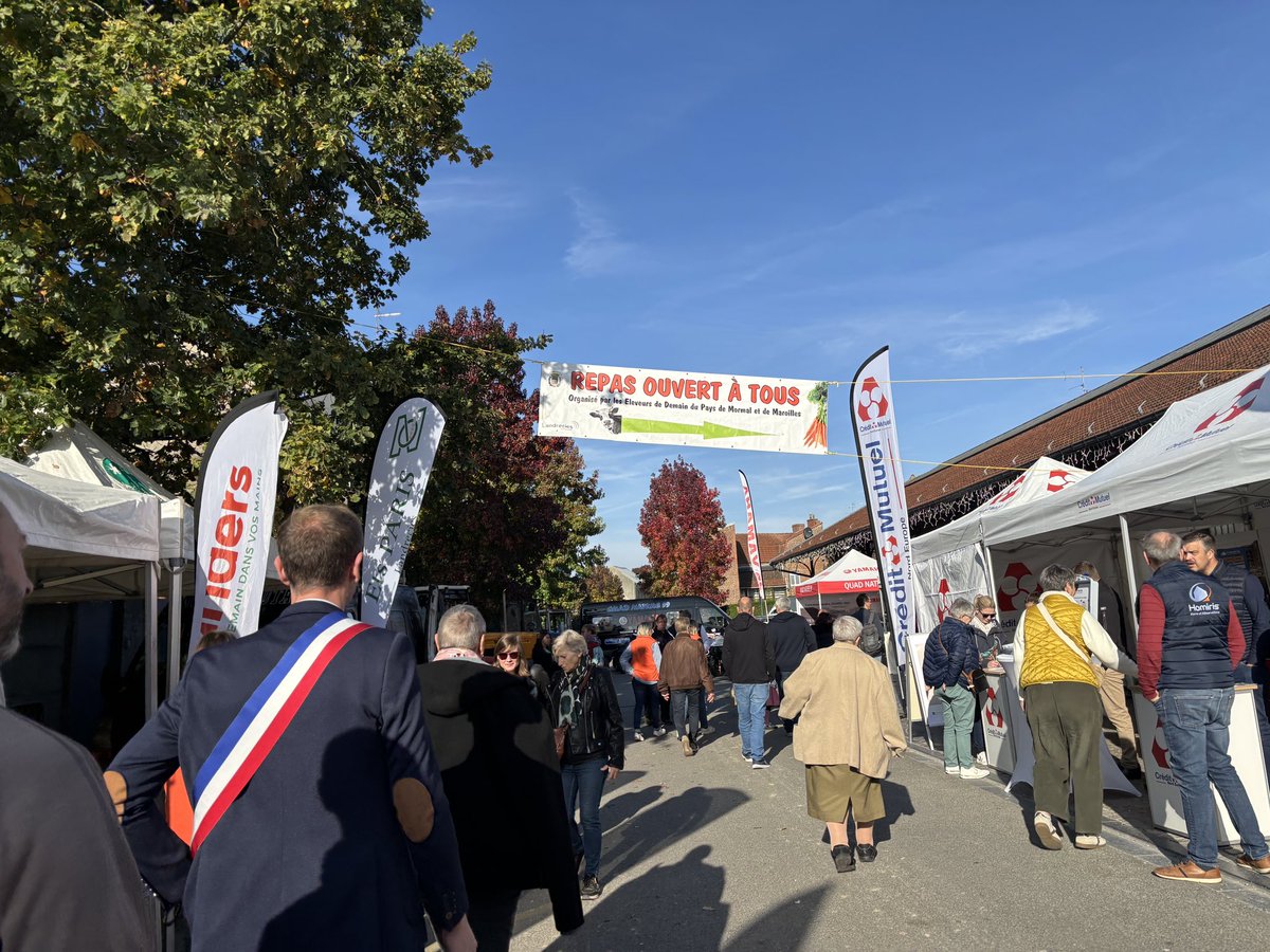 A_Linkenheld's tweet image. #landrecies 
Inauguration ☀️ de la foire Saint Luc, organisée par les éleveurs du pays de Mormal et de Maroilles.

🙏 au Maire @francoiserlem pour son accueil et à tous les élus voisins pour ce moment agréable autour des produits locaux. #avesnois 

Soutien à nos paysans !