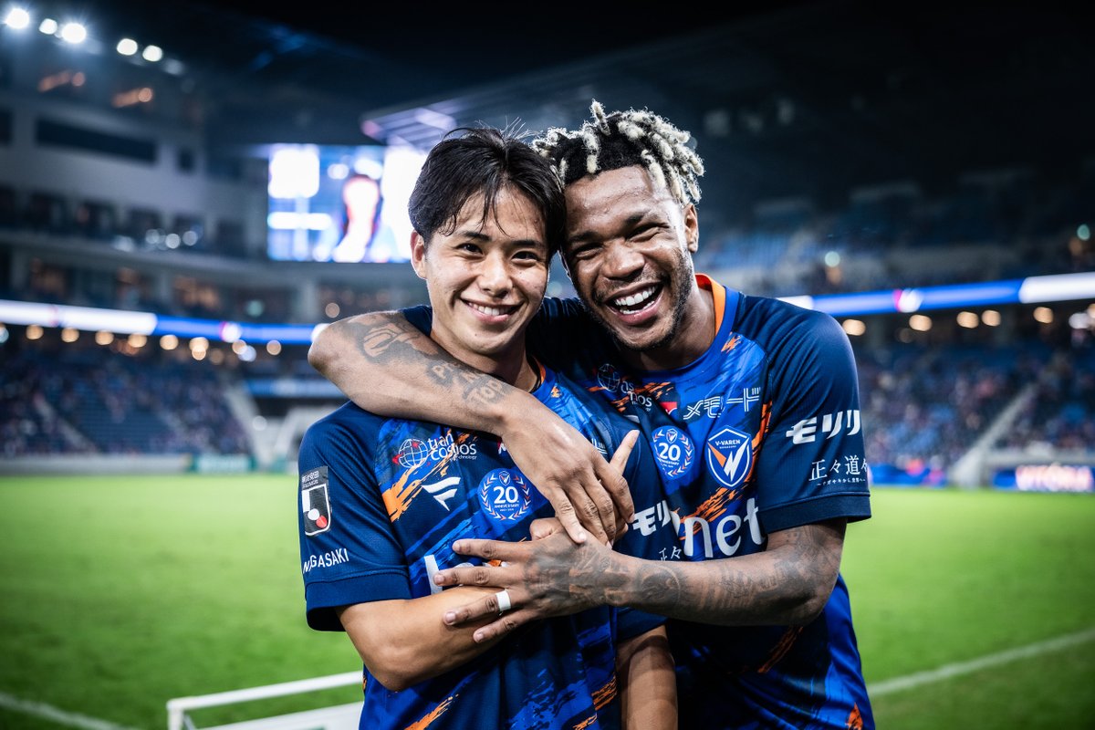 🔷🔶 𝙎𝙈𝙄𝙇𝙀📸😊 