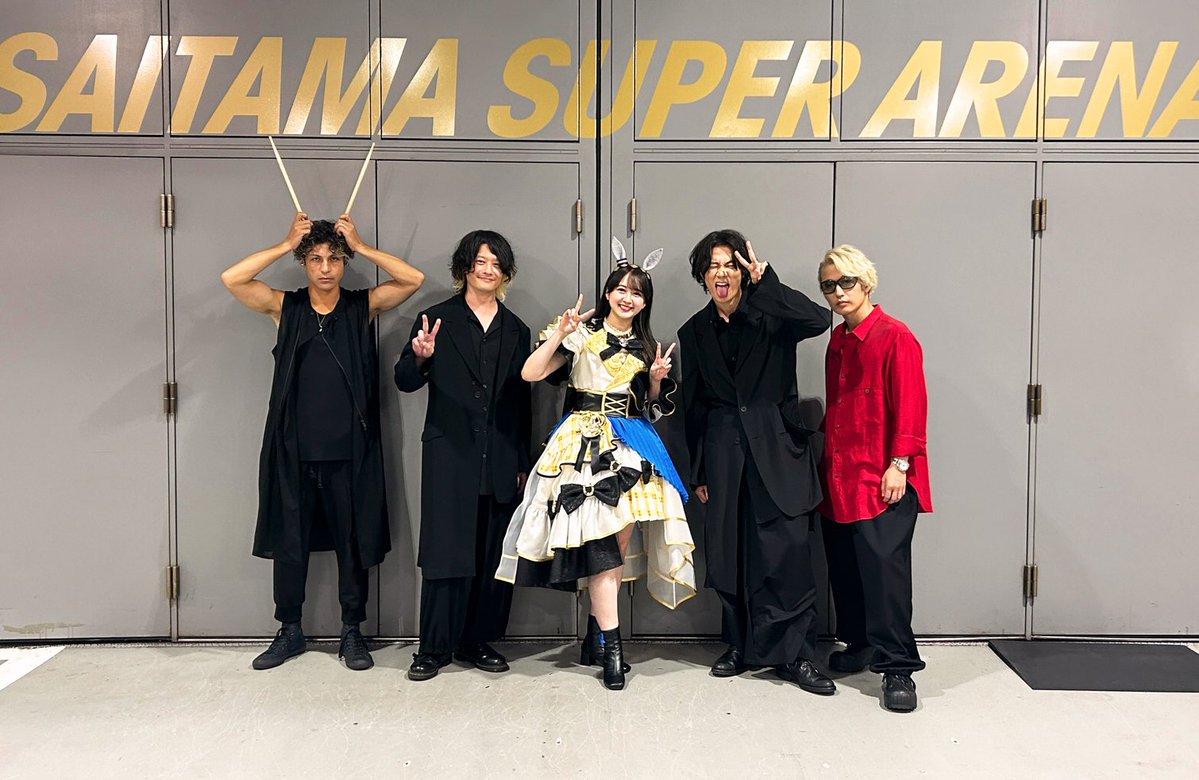 [#Alexandros]の皆さん #高柳知葉 さん
最高のステージをありがとうございました！

第1クールOP主題歌「超える」の
スペシャルコラボMVも公開中✨
ぜひ何度でもご覧ください♪
youtu.be/GyOPL2TwBHg

#ウマ娘6th秋D1
#シングレ #アニメウマ娘 #ウマ娘