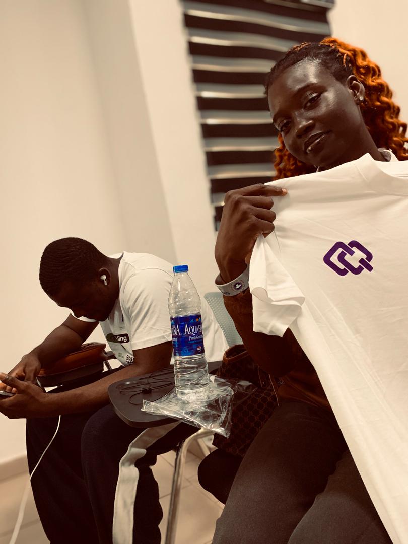 We got <a href="/uselinq/">LINQ🔗</a> in the meetup! 🔥 

You know what?
Just link it.. <a href="/uselinq/">LINQ🔗</a> is best project to check out right now on <a href="/SuiNetwork/">Sui</a>