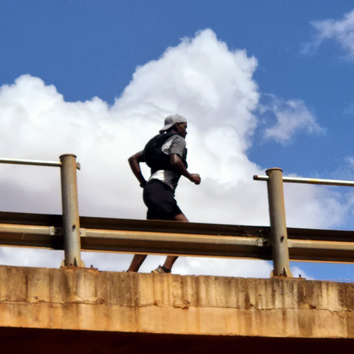 Limo_kipkemoi's tweet photo. Work and play.

After a site visit in Mashuru, I stuffed my architectural paraphernalia into my running vest and headed towards Nairobi,  the sun scorching (32-34°). The client caught up at Emali, 30km later. https://t.co/uwLxWEH7Mg