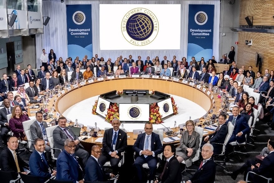 moderaterna's tweet image. Finansminister Elisabeth Svantesson leder IMF:s och Världsbankens årsmöten i Washington i dagarna.

Elisabeth leder utvecklingskommitén i två år och är den första europeiska ministern någonsin med uppdraget. Det är vi stolta över!

”Jag är glad att min roll som ordförande ger…