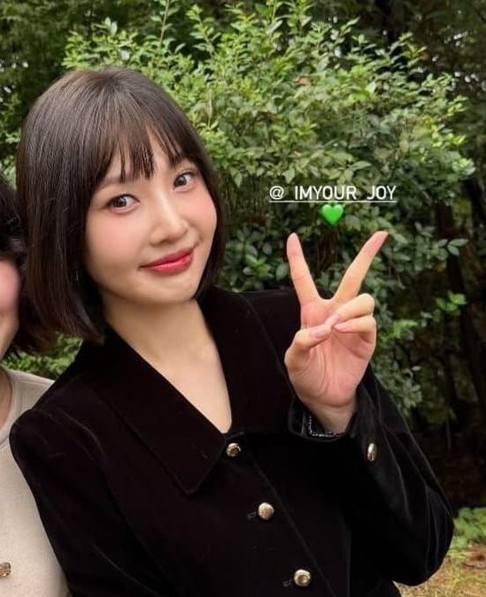zoooie_1's tweet image. 혹시 지금 2017년? 윤소림 ㅎㅇ