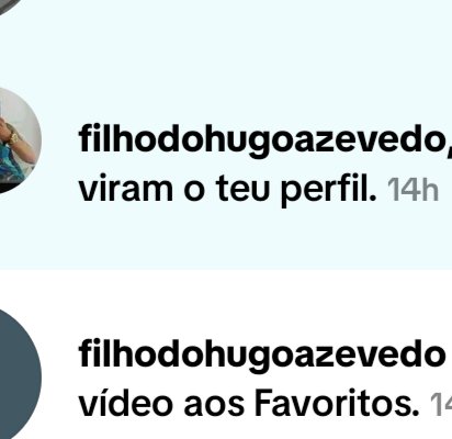 Queria saber o que esses cara tem na cabeça pra fazer um perfil dizendo que é meu filho. É muito fã fanatico😩