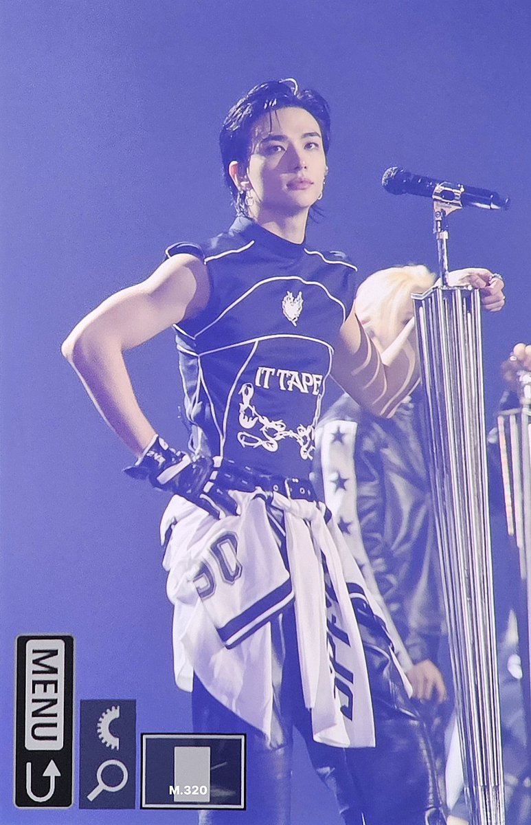 MONDAY_320's tweet image. 251018

#현진 #Hyunjin
#스트레이키즈  #straykids