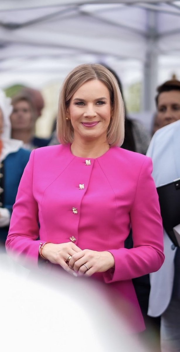 Pierwsza Dama Marta Nawrocka zakłada fundację! Będzie pomagać dzieciom i osobom z niepełnosprawnościami !
👍👍👍👍👍👍👍👍👍👍👍👍👍 BRAWO ‼️‼️‼️‼️‼️‼️‼️