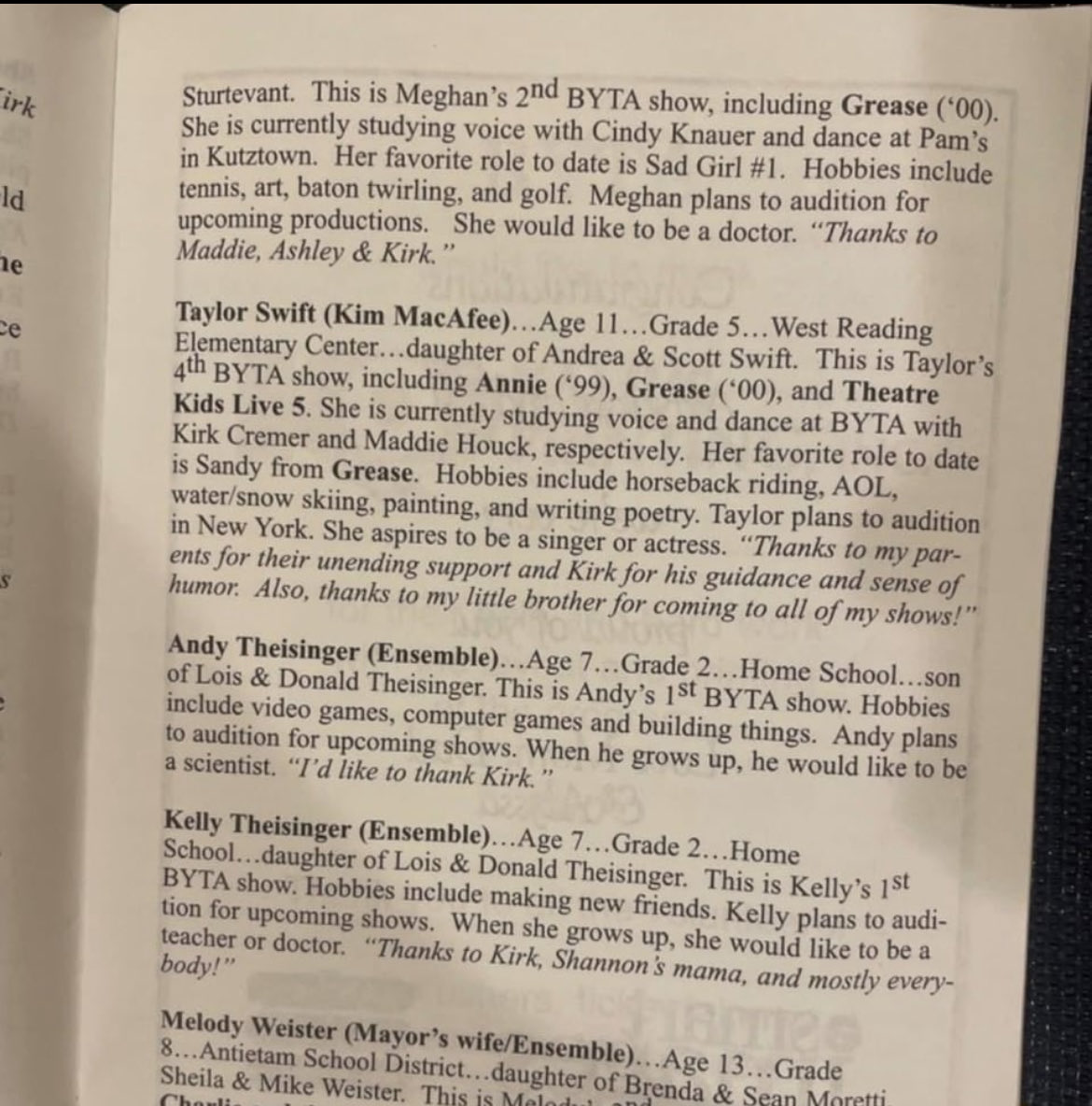 taysservant's tweet image. stop someone posted Taylors playbill w her signature n all when she was 11😭😭