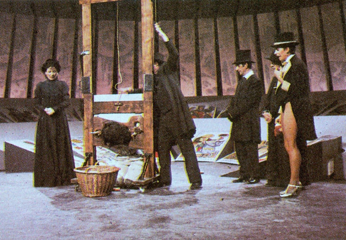 🪄 Hoy se cumplen cuarenta años de la emisión del programa dedicado a la magia de la quinta etapa; por eso hemos actualizado la sección dedicada a cómo se trató este tema de la magia a lo largo de toda la historia del «Un, dos, tres...».

🔗 undostresweb.16mb.com/temasmagia1.ht…