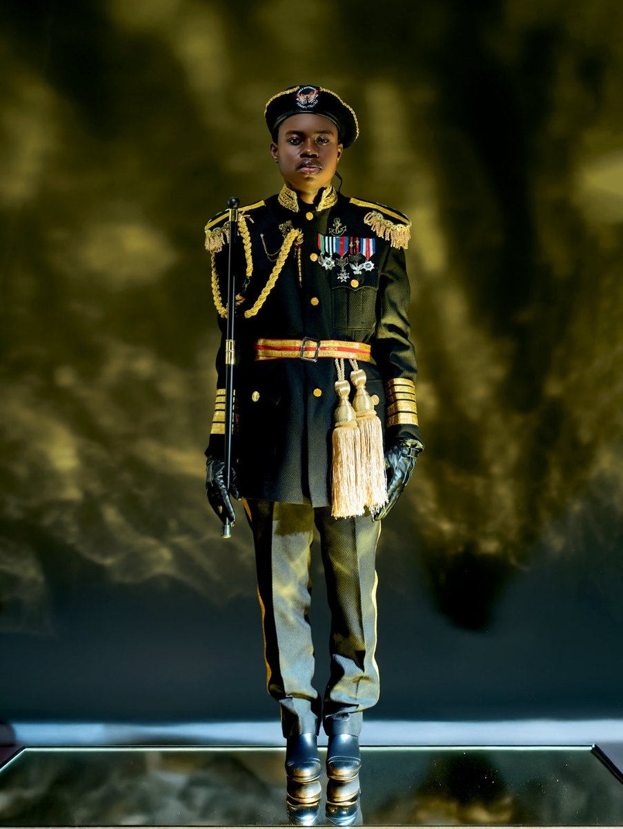 Style- <a href="/pelumi_faruk/">the tote guy</a> 

Photographer- <a href="/artistrypixels/">Tosin Babarinde</a>