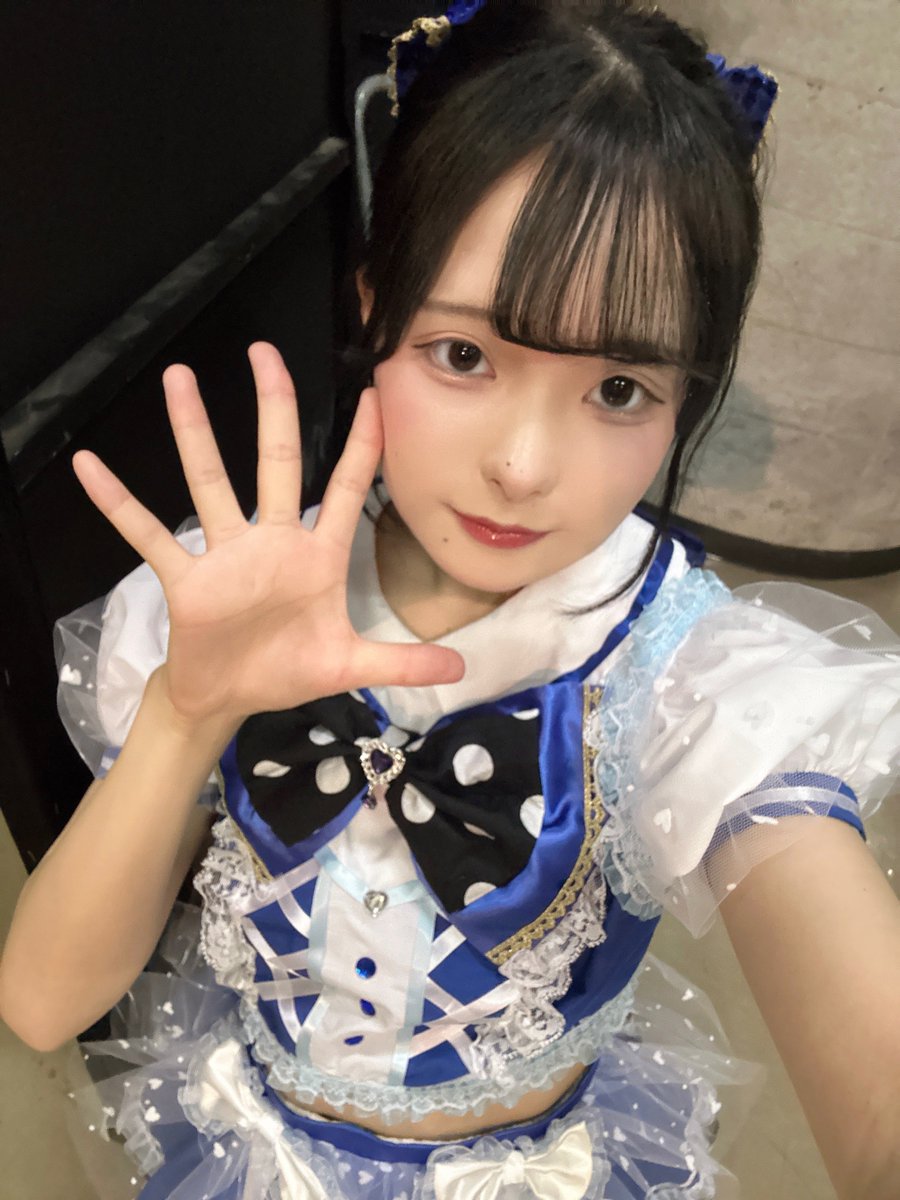 kimowota☆7多摩祭公演ありがとうございました！

大きなステージで踊れて楽しかった〜🎶今日唯一の青衣装でした💙
次は市ヶ谷キャンパスで踊ります！多摩ではやらなかった新しい曲とかもあるので是非👍🏻