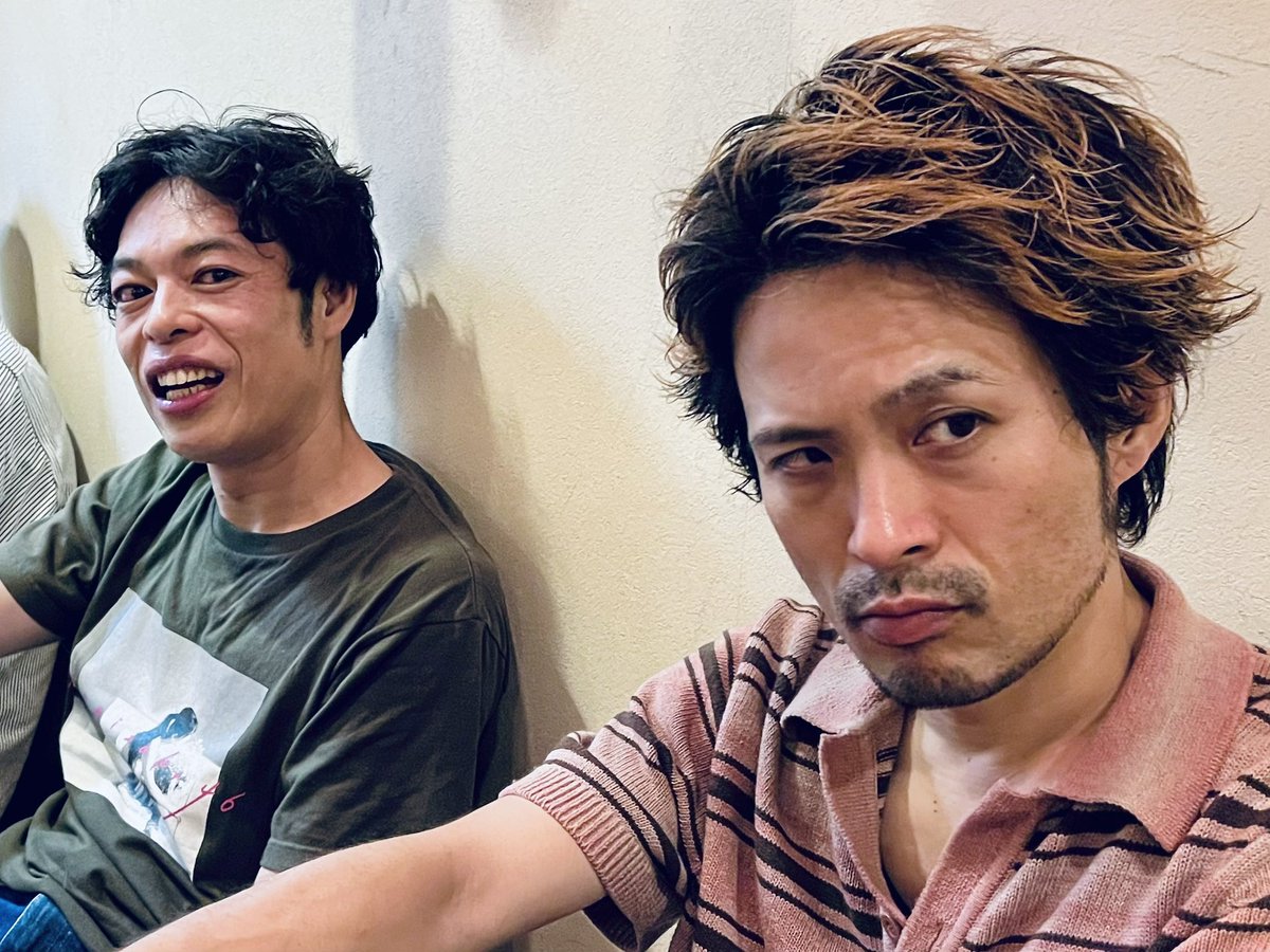 今日はこの人たちと現場。

朝から日暮れまでしっかり働いて🍻
主役とMVP。

#石田剛太 
#金丸慎太郎 
#ヨーロッパ企画