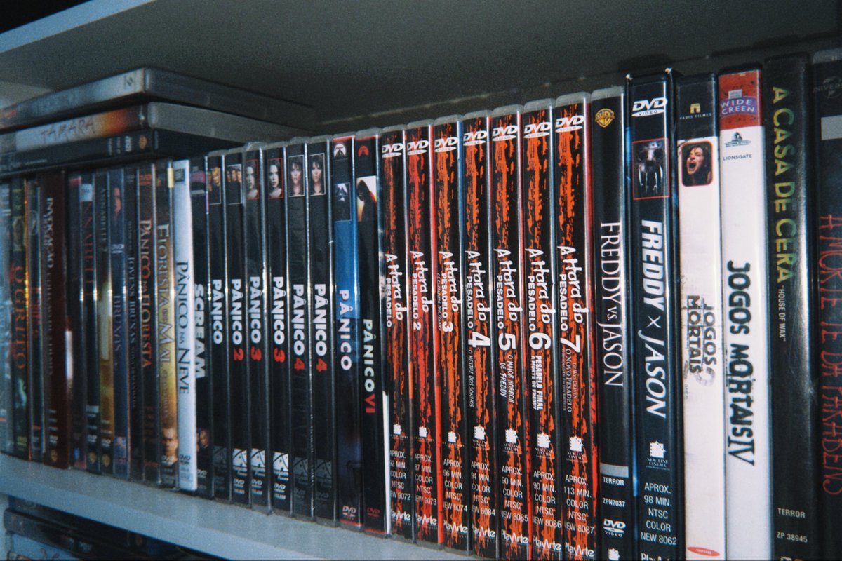 nevewes's tweet image. é tão bom ser fã de terror