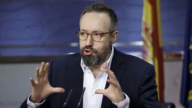 Que volva Amaia ten un pase, pero que fichen a Girauta non ten nin pés nin cabeza.