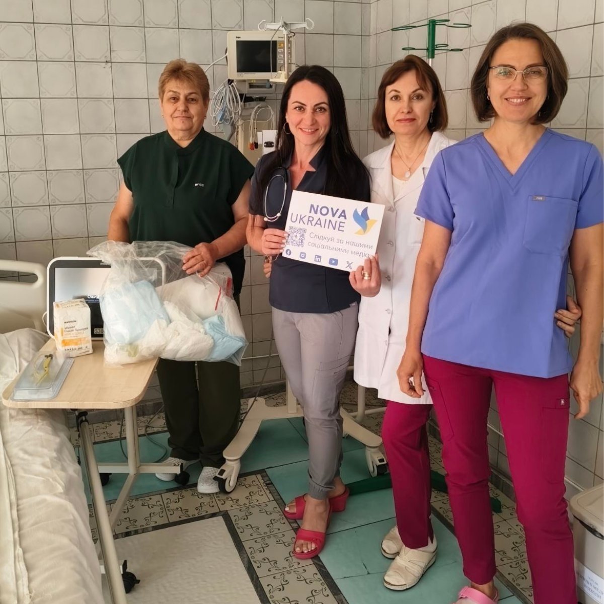 The State Institution “Ukrainian Center of Maternity and Childhood of the National Academy of Medical Sciences of Ukraine” received a shipment worth nearly $37,000 of more than 62,000 items.
This delivery was made possible with the support of Medical Bridges and our partner FIGS.