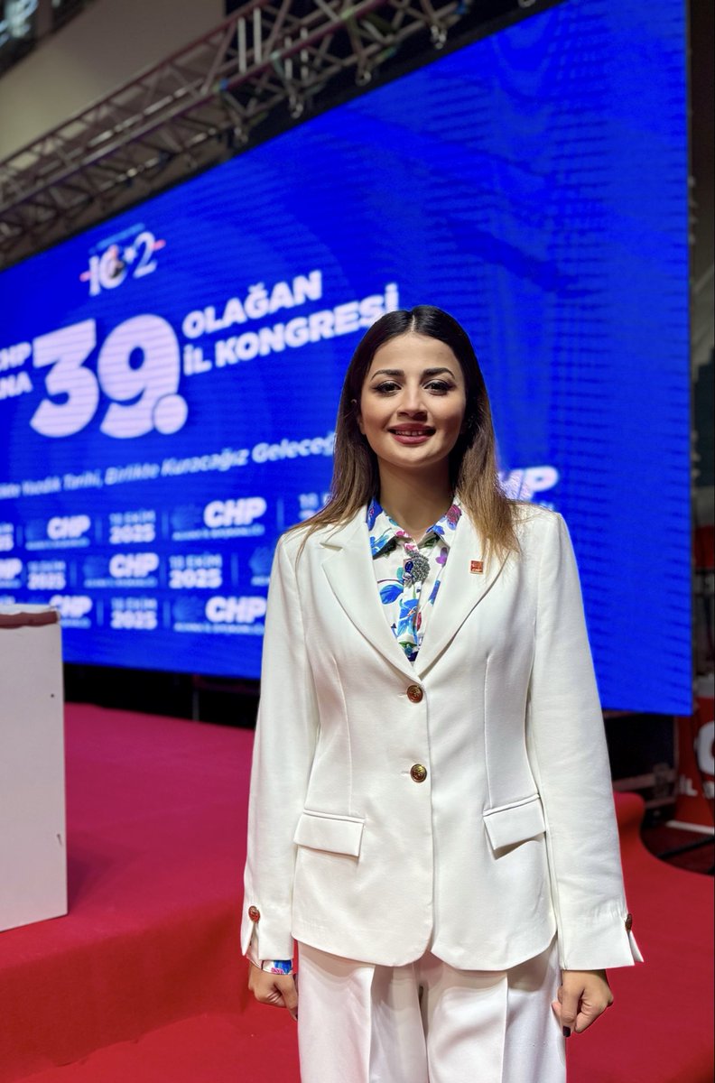 CHP İl Başkan Yardımcılığı görevini tamamlamış olmanın verdiği onurla, şimdi CHP Kurultay Delegeliği görevine seçilmenin heyecanını yaşıyorum.
Cumhuriyet’in ışığında, değişimin ve umudun yanında yer almak onurdur.
Bu yeni  bir sayfa değil aynı kitabın daha cesur bir bölümü #chp