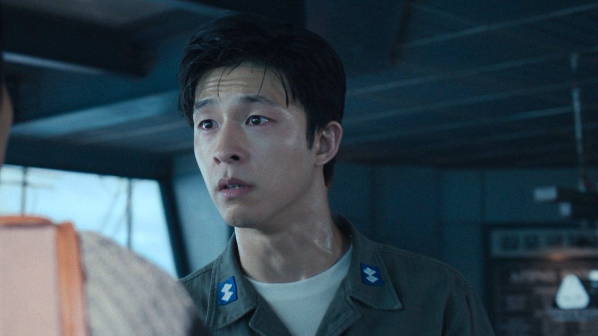 oh hong kyung may u never stop playing characters in absolute misery