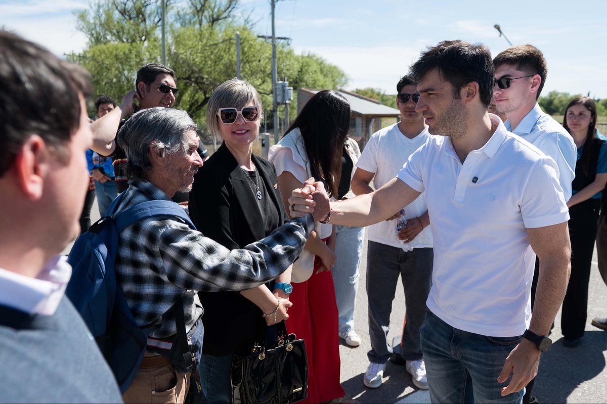 DESPUÉS DE MÁS DE 10 AÑOS DE ABANDONO, INAUGURAMOS EL PUENTE DE 28 DE JULIO

Junto a su intendente, <a href="/JonesLuka_/">Luka E. Jones</a>, dejamos inaugurado el puente de 28 de Julio: una obra que estuvo paralizada por más de diez años y que nuestra gestión reactivó y finalizó en un plazo menor a los seis