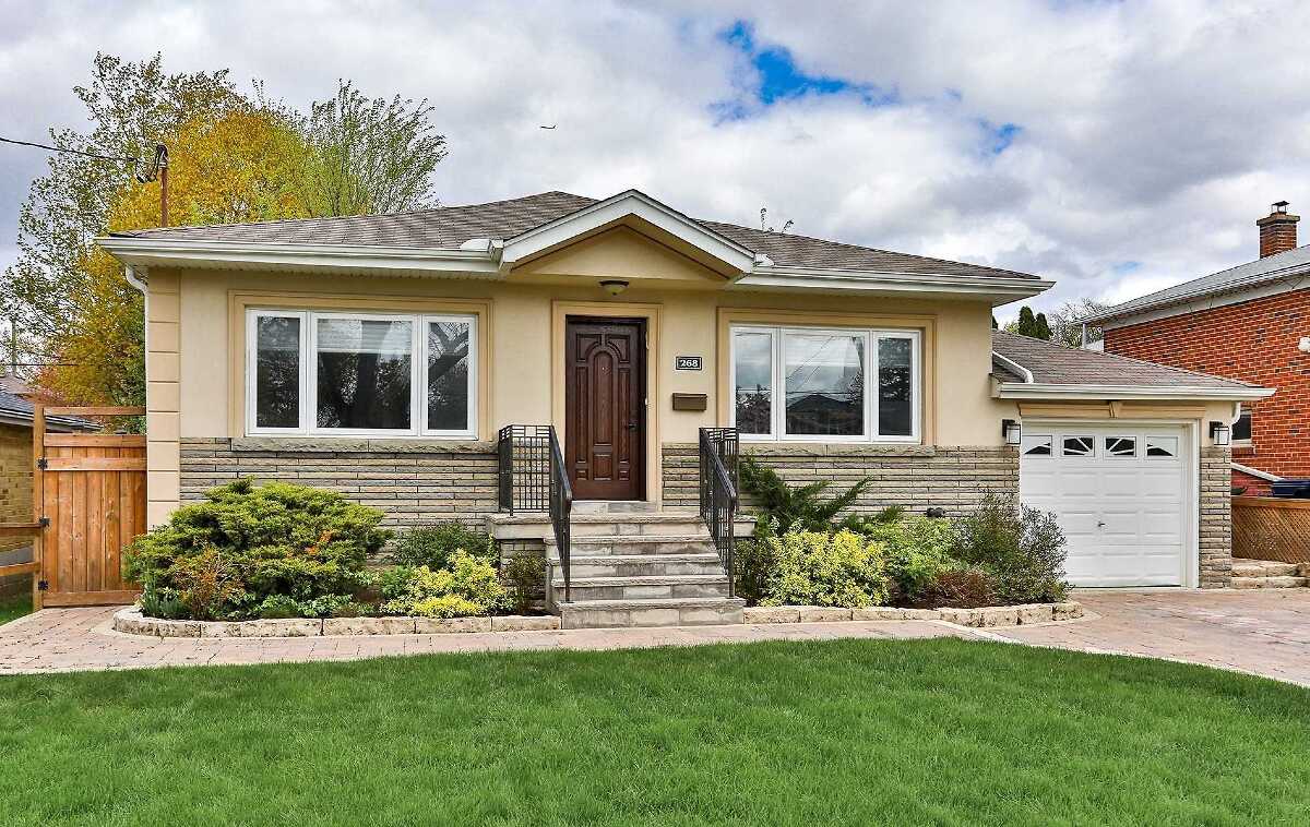 RobertCookHomes's tweet photo. Average selling price for homes was down 4.7% from last year .. https://t.co/NIPmJxz1qD https://t.co/d0F4a1vt6m