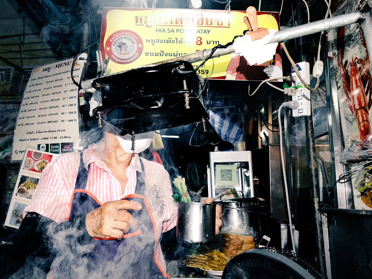 ༄sellena tweet media