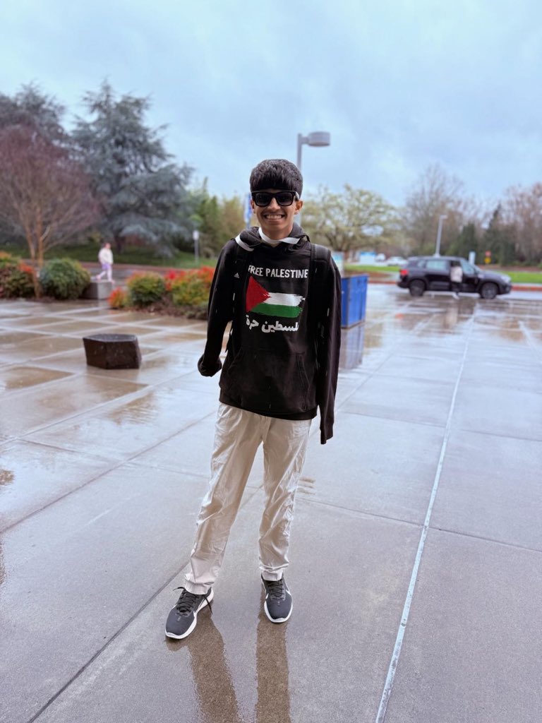 Stop for just five seconds... If you can't donate, there's another option:

1. Leave a dot. Just a tiny dot... but it might scream louder than silence.

As for passing by in silence, perhaps you should reconsider your humanity.

chuffed.org/project/127179…