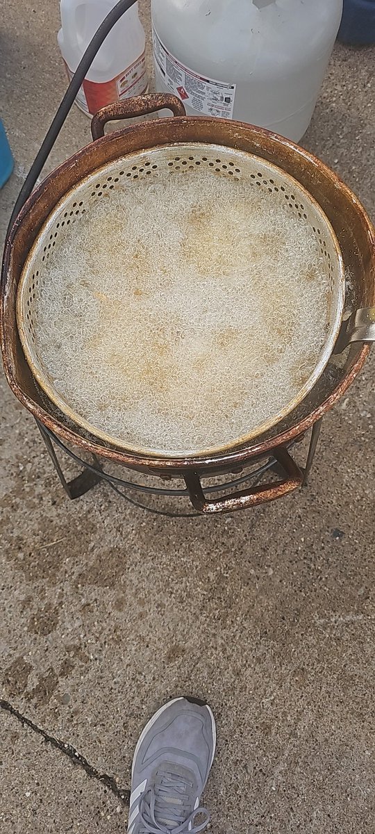 B3 UPDATE:  Fired crappie today...premo