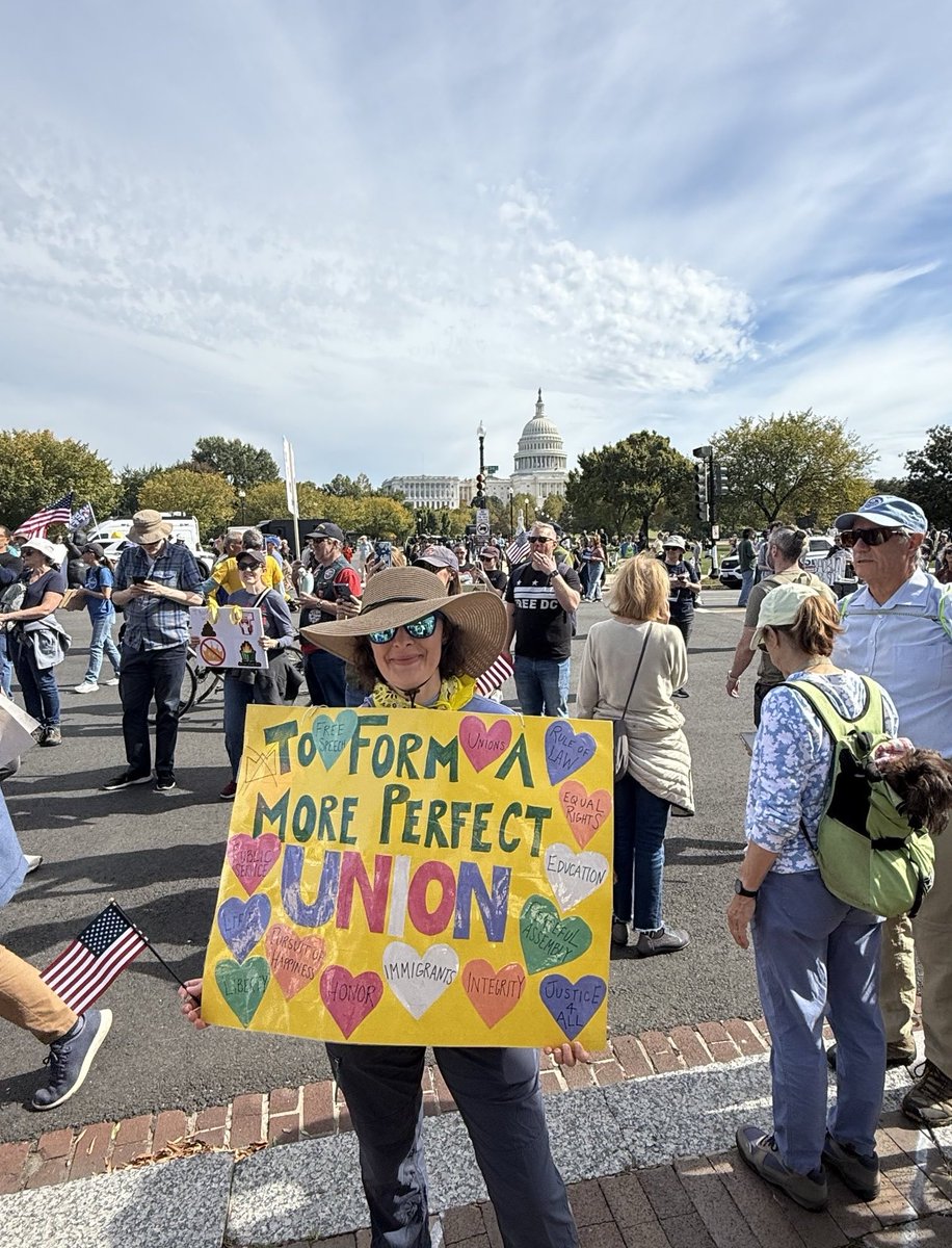 FightForAUnion's tweet image. America DOES NOT and will NOT EVER have a king #NoKings