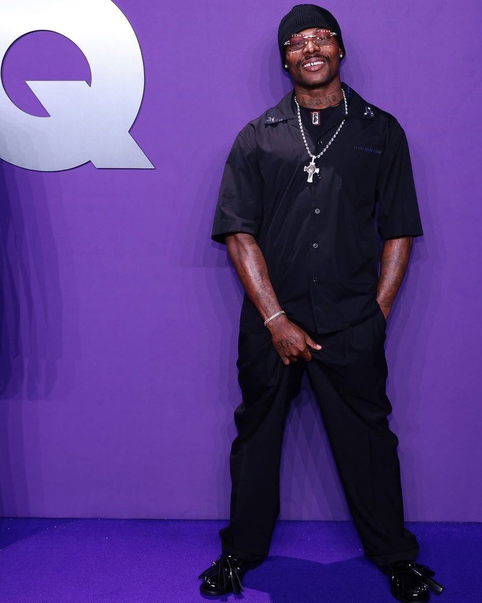 olabisof_lag23's tweet photo. Asake has the most certified songs and albums in Nigeria: 

LONELY AT THE TOP — 7x Platinum (700K)

BANDANA — 5x Platinum (500K)

TERMINATOR — 5x Platinum (500K)

SUNGBA — 4x Platinum (400K)

2:30 — 4x Platinum (400K)

MR MONEY WITH THE VIBE — 7x Platinum (350K)

BASQUIAT — 3x Platinum (300K)

JOHA — 3x Platinum (300K)

PEACE BE UNTO YOU — 3x Platinum (300K)

OMO OPE — 3x Platinum (300K)

WORK OF ART — 6x Platinum (300K)

DULL — 2x Platinum (200K)

NZAZA — 2x Platinum (200K)

REMEMBER — 2x Platinum (200K)

ORGANISE — 2x Platinum (300K)

PALAZZO — 2x Platinum (200K)

AMAPIANO — 2x Platinum (200K)

MMS — Platinum (100K)

OTOTO — Platinum (100K)

DUPE — Platinum (100K)

MUSE — Platinum (100K)

TRABAYE — Platinum (100K)

REASON — Platinum (100K)

LOADED — Platinum (100K)

SUNSHINE — Platinum (100K)

NEW RELIGION — Platinum (100K)

ONLY ME — Platinum (100K)

BUST DOWN — Platinum (100K)

HAPPINESS — Platinum (100K)

YOGA — Platinum (100K)

WAVE — Platinum (100K)

STUBBORN — Platinum (100K)

ACTIVE — Gold (50K)

FUJI VIBE — Gold (50K)

OLORUN — Gold (50K)

MOGBE — Gold (50K)

I BELIEVE — Gold (50K)

WHAT'S UP MY G — Gold (50K)

GREAT GUY — Gold (50K)

AWODI — Gold (50K)

UPTOWN DISCO — Gold (50K)

MOOD — Gold (50K)

WORLDWIDE — Silver (25K)

UK CERTIFICATIONS

Lonely At The Top — Silver (200,000 units)

Bandana — Silver (200K)

Sungba — Silver (200K)

Mr Money With The Vibe — Gold (100K)

Work of Art — Silver (60K)