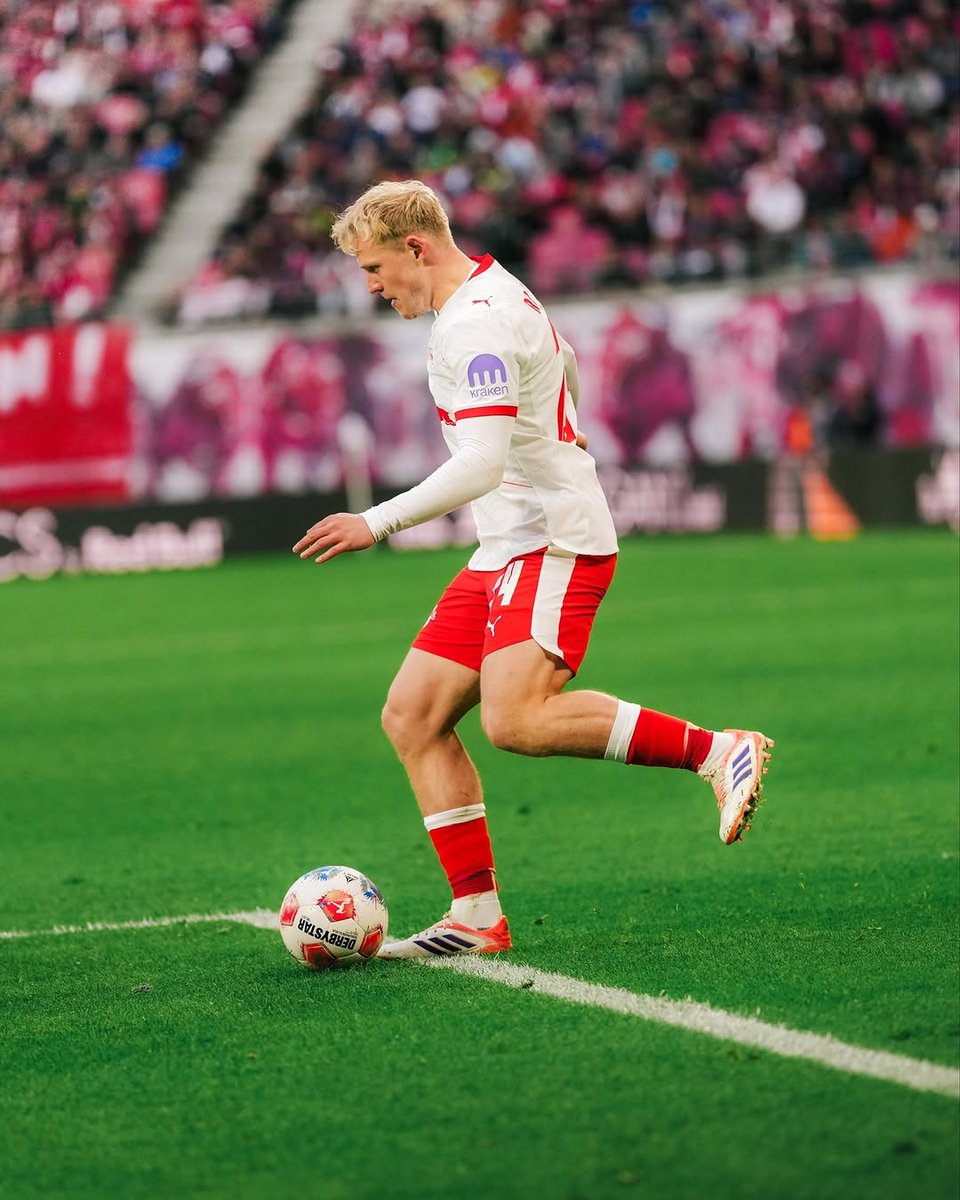 ✨ Player ratings :

Pete: 7/10
Raum: 7.5/10
Lukeba: 8.5/10
Orban: 8/10
Baku: 7/10
Assan: 7.5/10
Seiwald: 8.5/10
Baumi: 9/10 (MOTM 🌟)
Nusa: 7.5/10
Romulo: 8/10
Baka: 6/10

Bank:-
Banzu: 7.5/10
Diomandé: 6.5/10
Schlager: 7/10
Klosti:
Harder:

#RBLeipzig #RBLHSV
