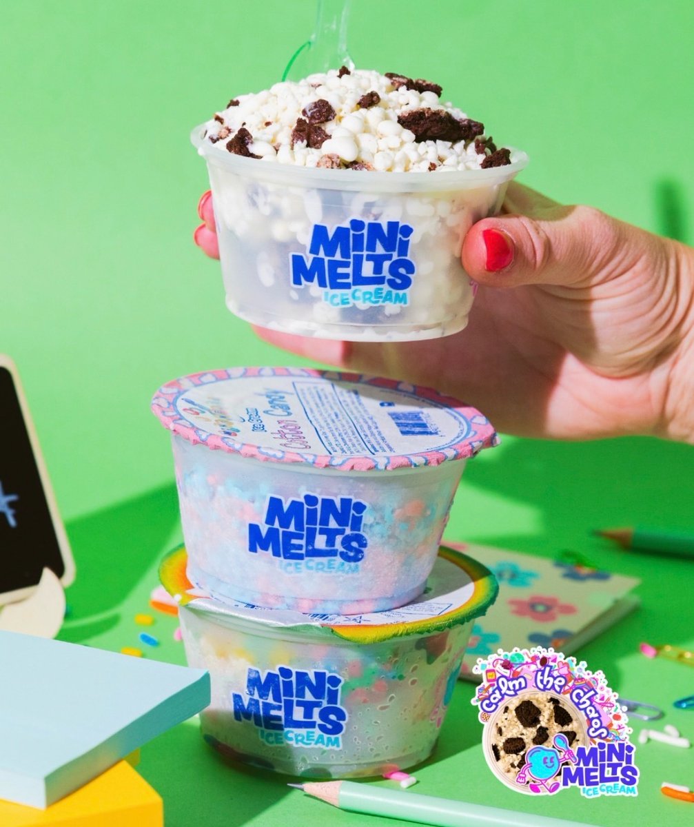 Frozen_Spoon_1's tweet image. ✨ Cool off with a burst of flavor and fun! 

Our Mini Melts Ice Cream is the perfect pick-me-up for any day - creamy &amp;amp; crunchy. 🍨💙

Every cup is a little scoop of happiness! 🎉

#IceCreamLovers #SummerVibes #FrozenFun #SweetMoments