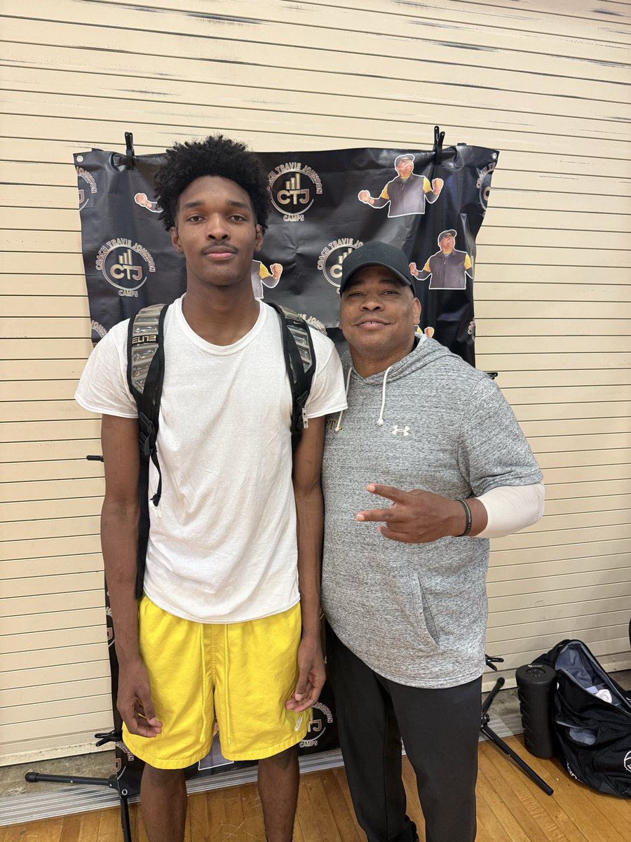 Thank you <a href="/CoachTravisJoh1/">CoachTravisJohnson.com</a> for inviting me to the Nations #1 Small College Mega College Prospect Camp, I am also blessed to receive a verbal offer from Coach Travis Johnson <a href="/UFTLMBB_/">University Of Fort Lauderdale Mens Basketball</a> 
<a href="/ROHSbasketball/">RedOakHS_boysbasketball</a> #32MOP #AGTG