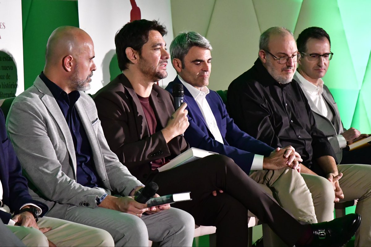 📚 CINH 2025 📚 | En el #CINH presentamos el nuevo sello editorial Istoría, con la presencia de los autores Francisco Narla, Daniel Corpas, Alfonso Solís, Juan Torres Zalba, Gabriel Castelló y Jesús Herrero.

¡Una cita imprescindible para los amantes de la novela histórica!