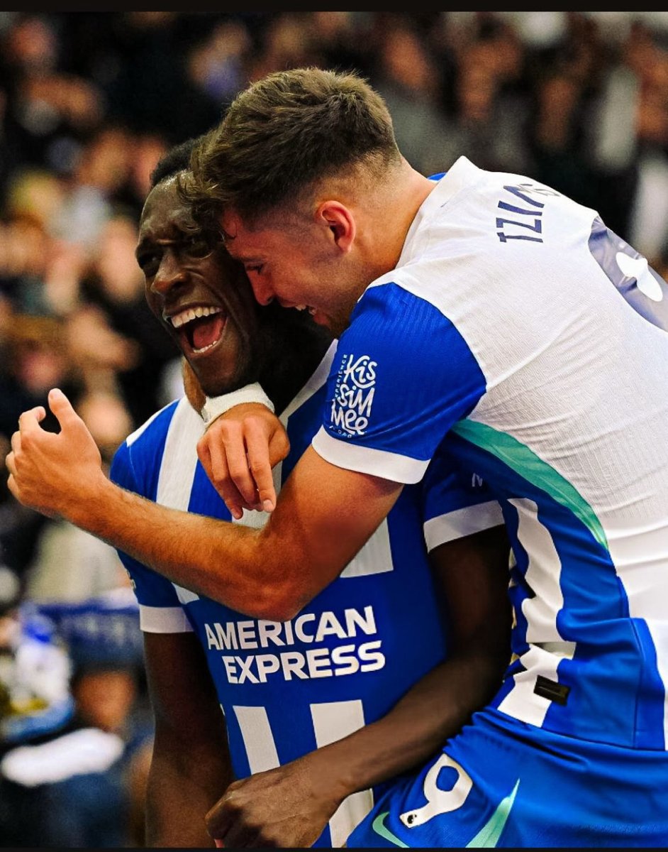 Photo of the day… 💙

#BHAFC #Tzimas #Welbeck #Brighton