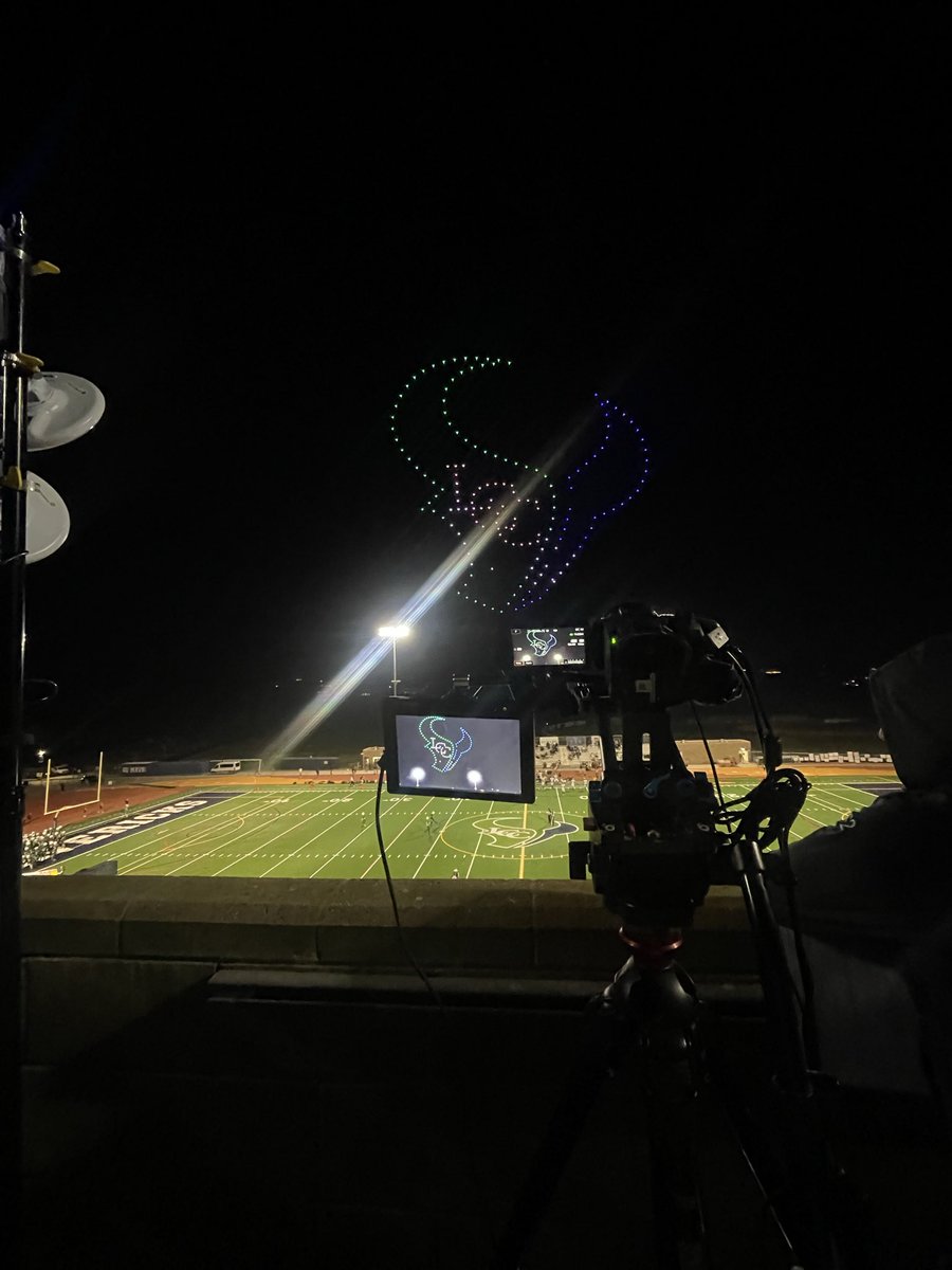 What an incredible halftime drone show we got to experience last night @ our Hoco &amp; Alumni night ✨ If you tuned in to the livestream, our film setup from the 1980s can only do so much… you just had to be there. What a time to be a Mav!