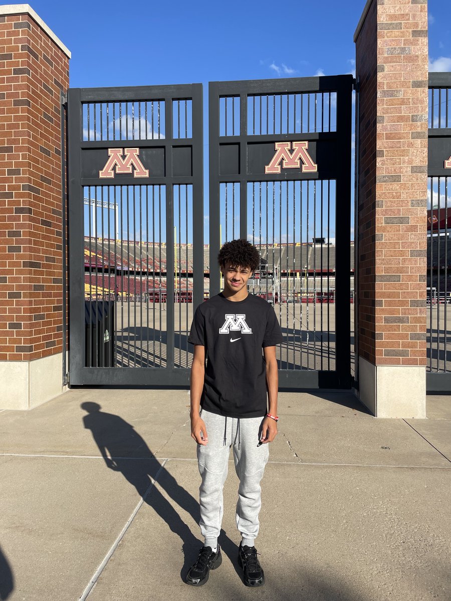 TreySanders_10's tweet image. Had an amazing gameday visit @GopherFootball Thank you to all the coaches and staff for having me to campus to see that great win!
@Tanner_Snustead @RTBRecruiting @Coach_DCollins @PrepRedzoneMN @OJW_Scouting @RyanBurnsMN