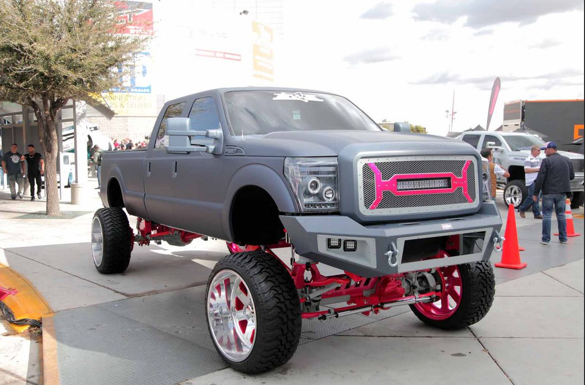 AutoAdd_Ons's tweet image. 14 Car Modifications That Are Illegal In Most States – Motor Junkie tinyurl.com/y2z7jza4