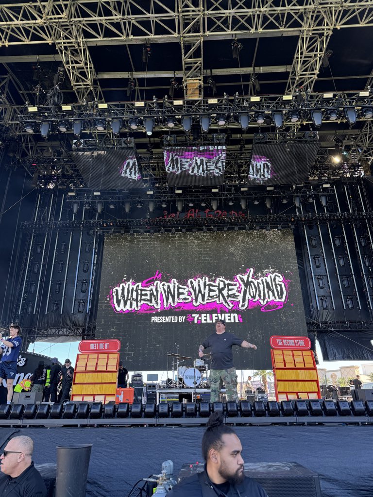 buildlying's tweet image. NOBODY TALK TO ME TODAY… LOCKING IN