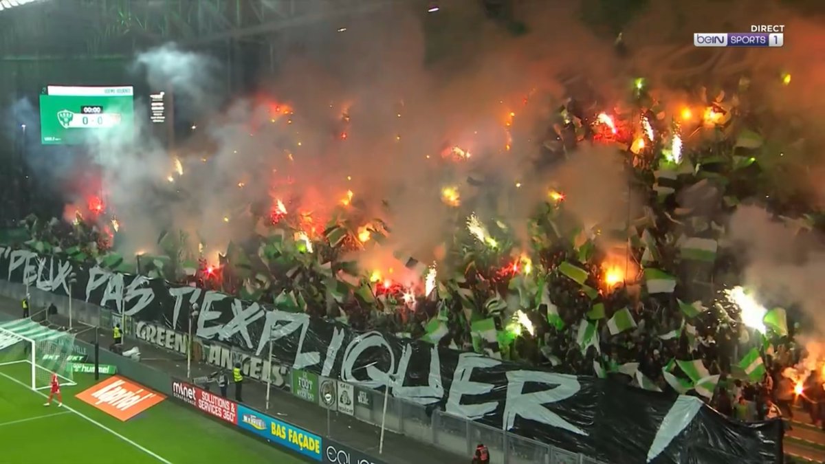 LaMiseAuVert_'s tweet image. Une ambiance de gala pour un samedi soir ! #ASSELMFC