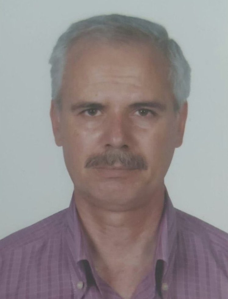 MasmlaraVuslat's tweet image. Avukat Süleyman Yıldırım, banka, okul ve mesaj uygulaması gibi hukuksuz sebeplerle  6yıl 3ay hapis cezası aldı. 
Zindanda sağlığını kaybetti, sol ayağı kesildi. Doktorlar: "Zamanında tedavi edilseydi bu hale gelmezdi." 
Hukuk da, vicdan da zindana atıldı

SüleymanYıldırım Yaşasın