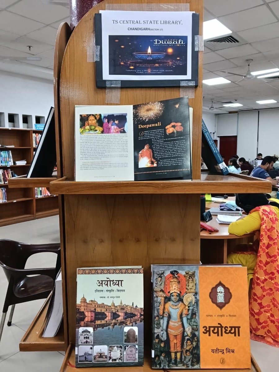 TSCSLibrary's tweet image. Book Display organised on the occasion of Diwali in the Library and branch libraries 🪔 🎊🎉 @RrrlfKolkata