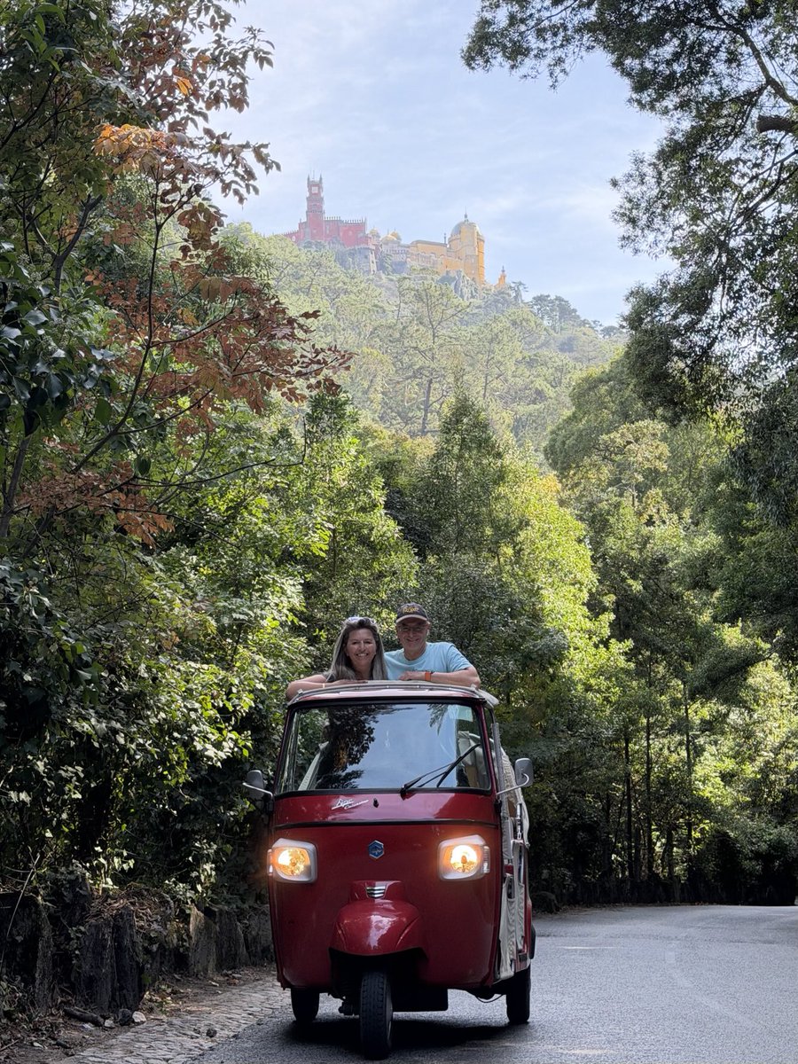 daniellebutt's tweet image. Sintra is a MUST SEE!  Just Beautiful 🇵🇹