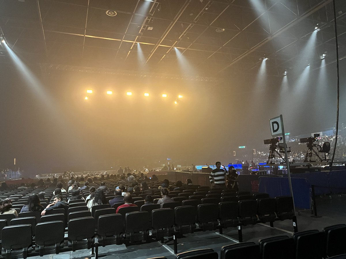Waiting for the curtains to go up for  #ARrahman Wonderment tour at Birmingham tonight
